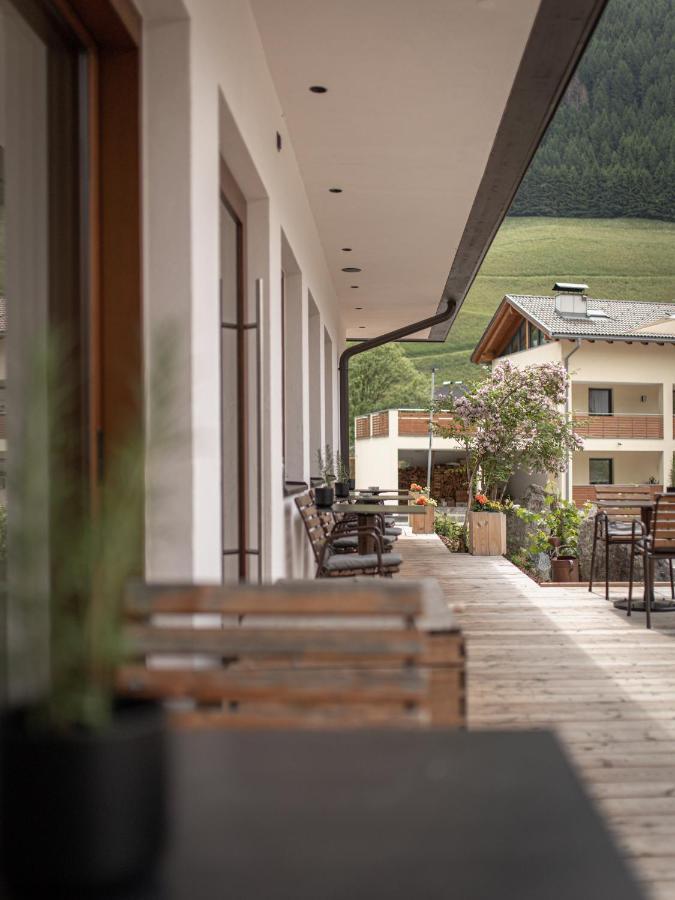 Hotel Bergland Cadipietra Exterior photo